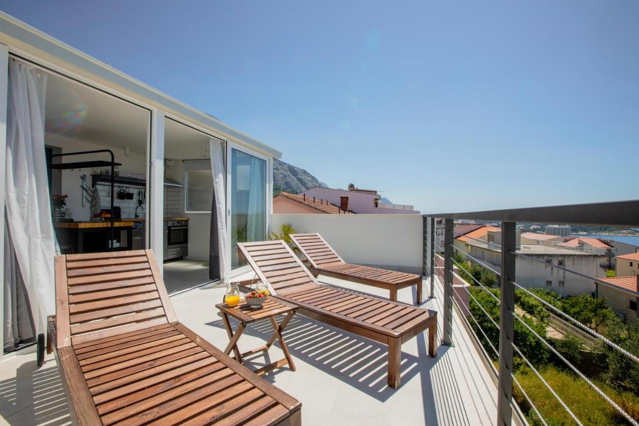 Apartments Left & Right With Jacuzzi, 4 Stars Makarska Exterior foto