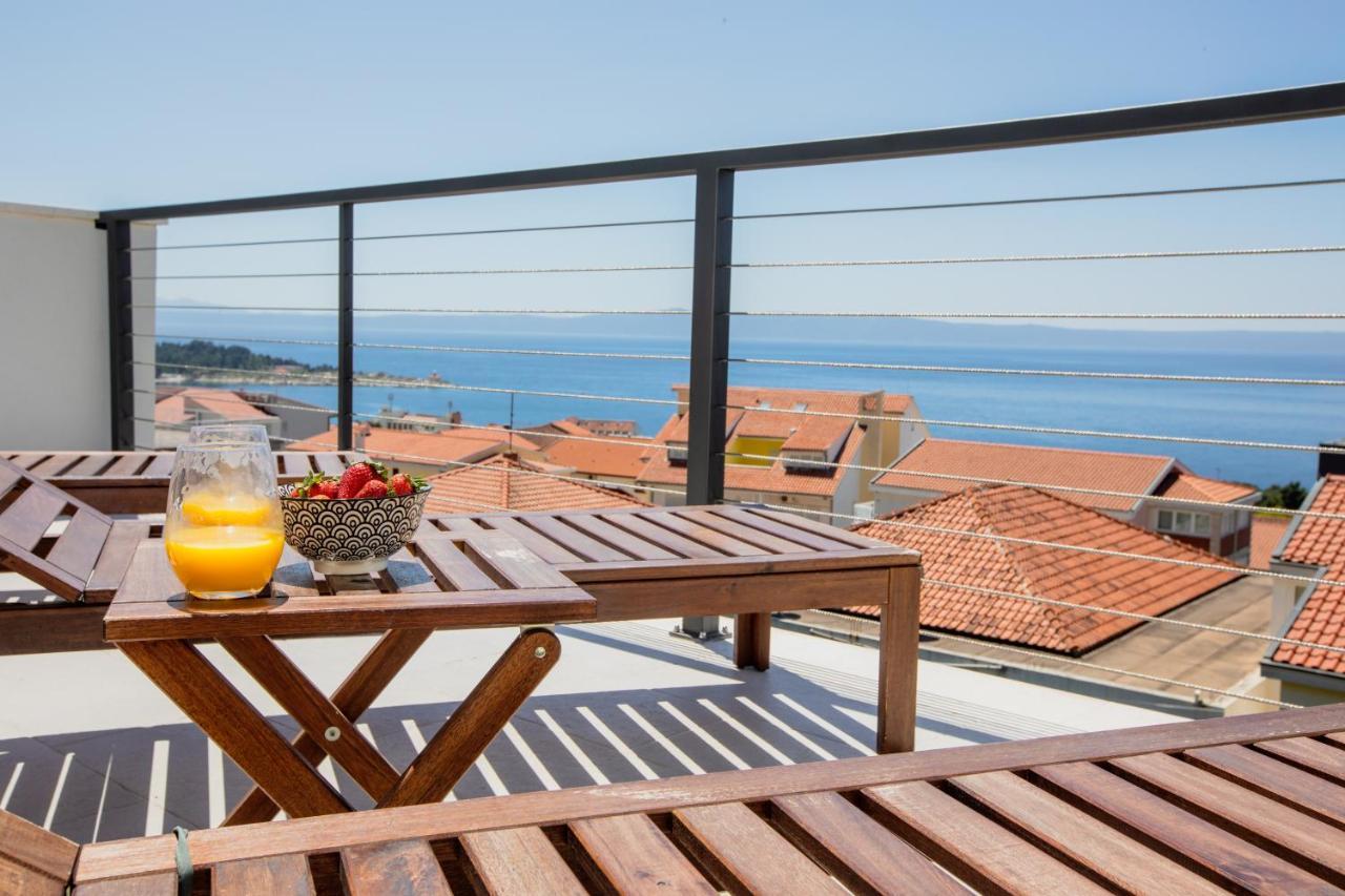 Apartments Left & Right With Jacuzzi, 4 Stars Makarska Exterior foto